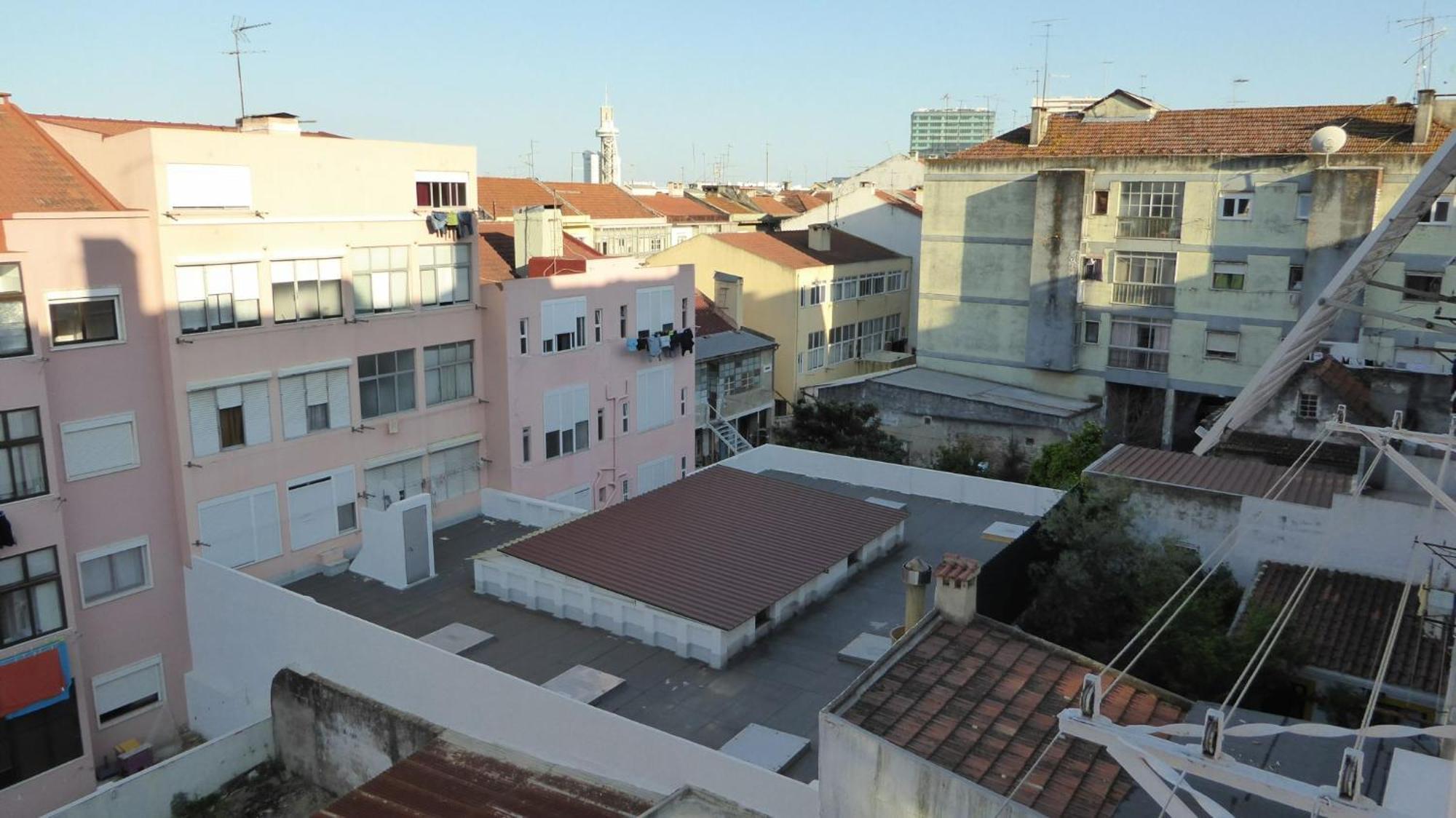 Apartment with 2 bedrooms in Moscavide - Lissabon Buitenkant foto