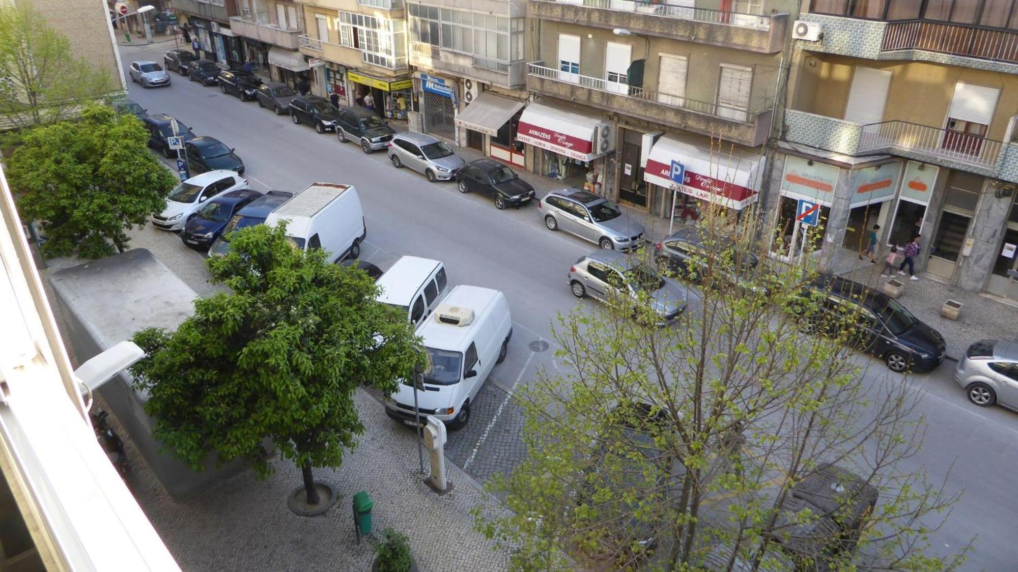 Apartment with 2 bedrooms in Moscavide - Lissabon Buitenkant foto